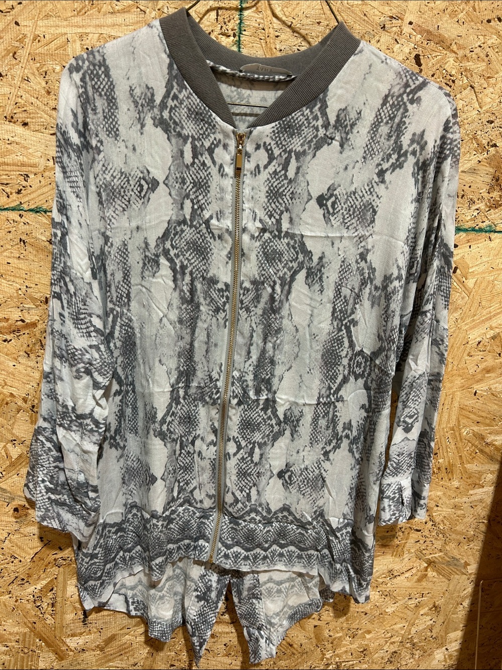 Snake-Print Lightweight Bomber Blouse in Gray